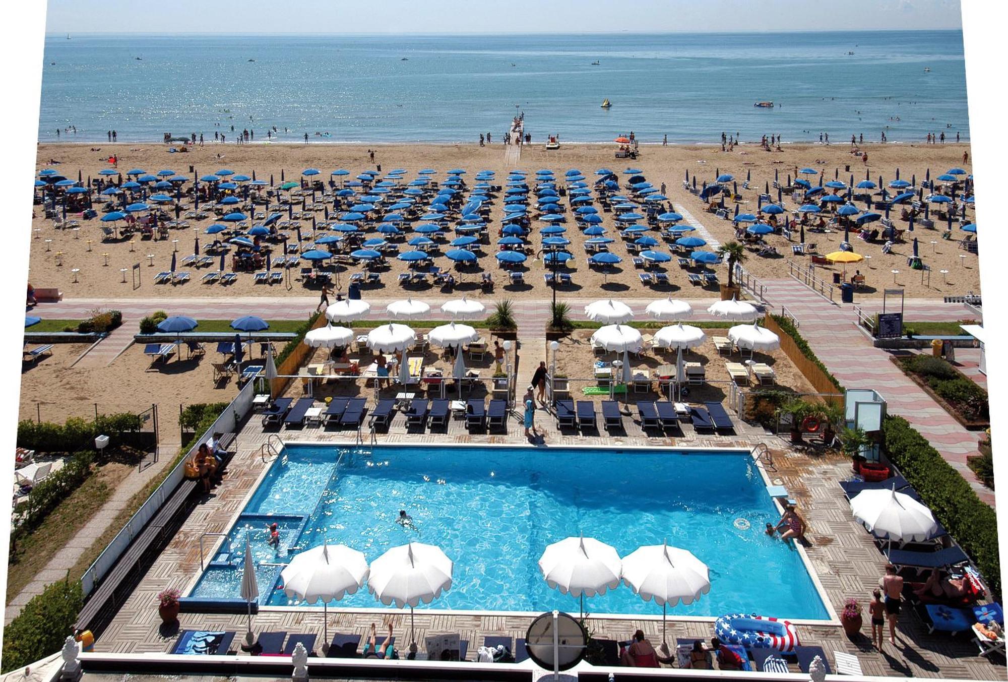 Hotel Beny Лідо-ді-Єзоло Екстер'єр фото