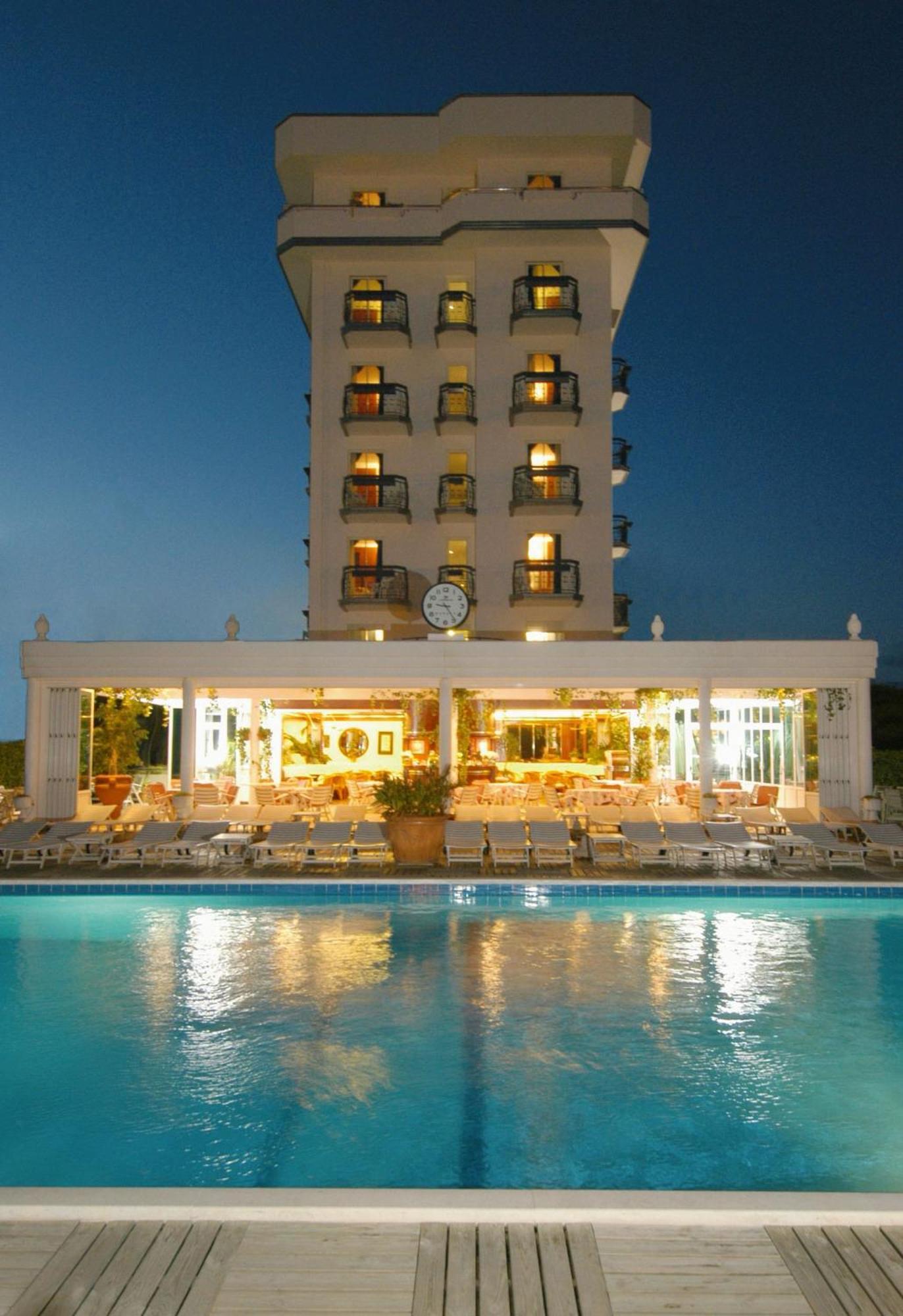 Hotel Beny Лідо-ді-Єзоло Екстер'єр фото